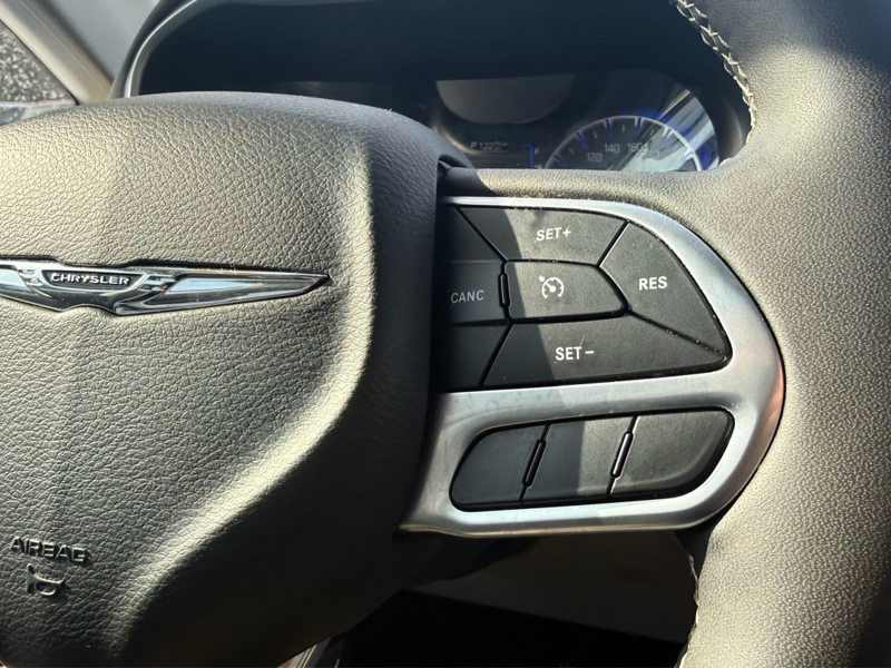 2024 Chrysler Grand Caravan - Gallery image 15