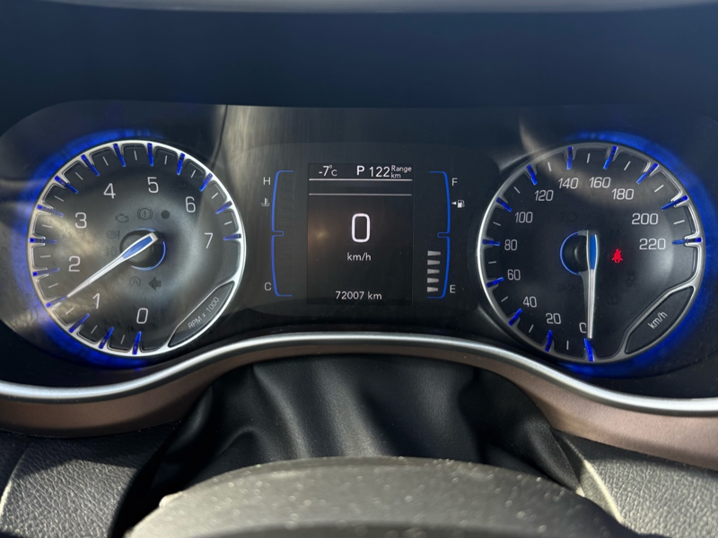 2024 Chrysler Grand Caravan - Gallery image 16