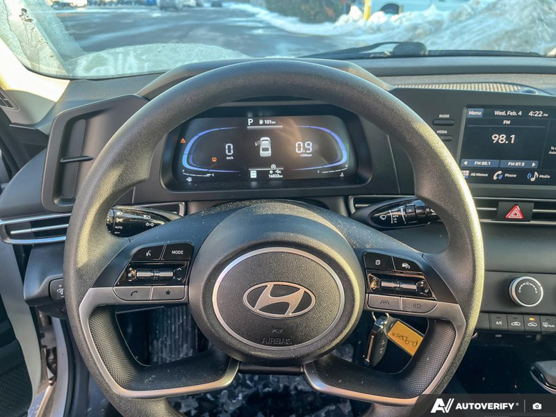 2024 Hyundai Elantra - Gallery image 10