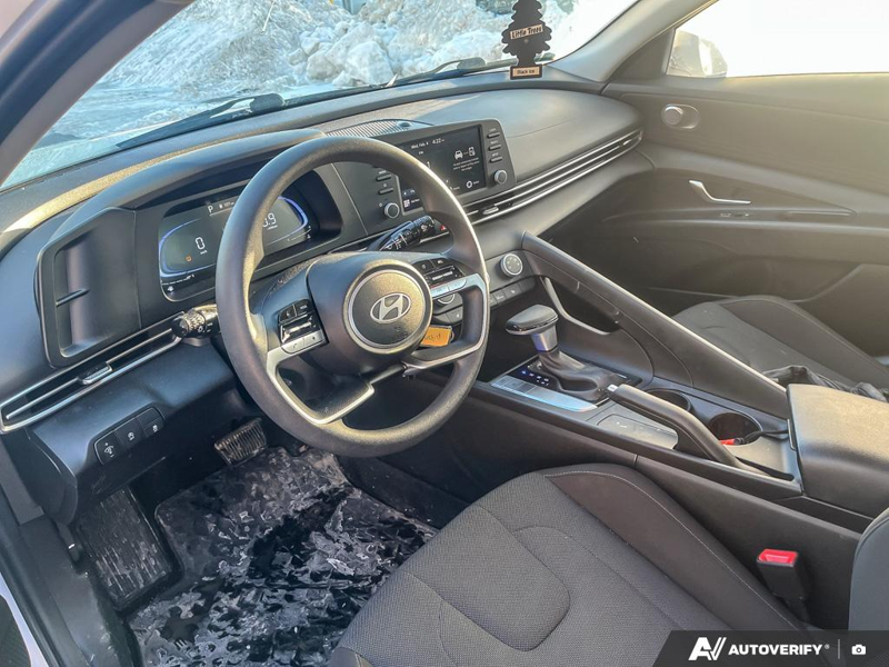 2024 Hyundai Elantra - Gallery image 9