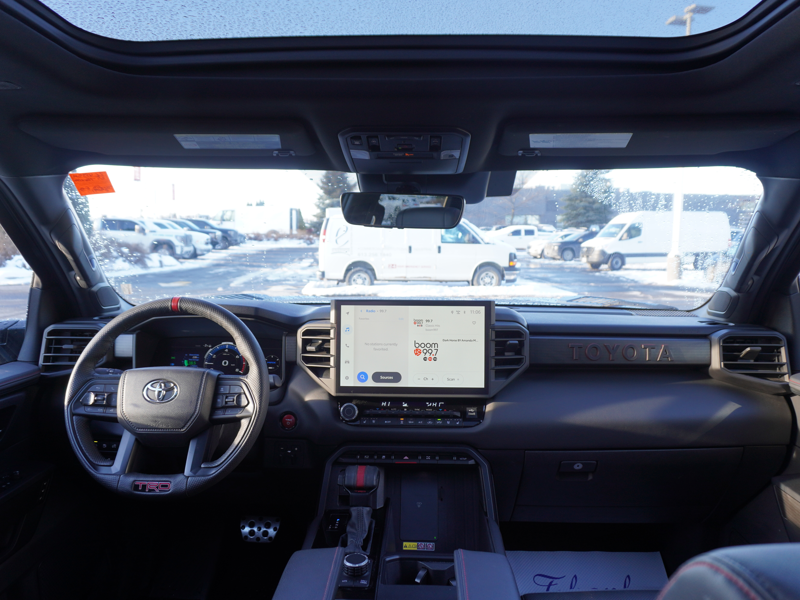 2025 Toyota Tundra Hybrid - Gallery image 11