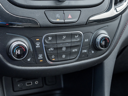 used 2024 Chevrolet Equinox car, priced at $30,295