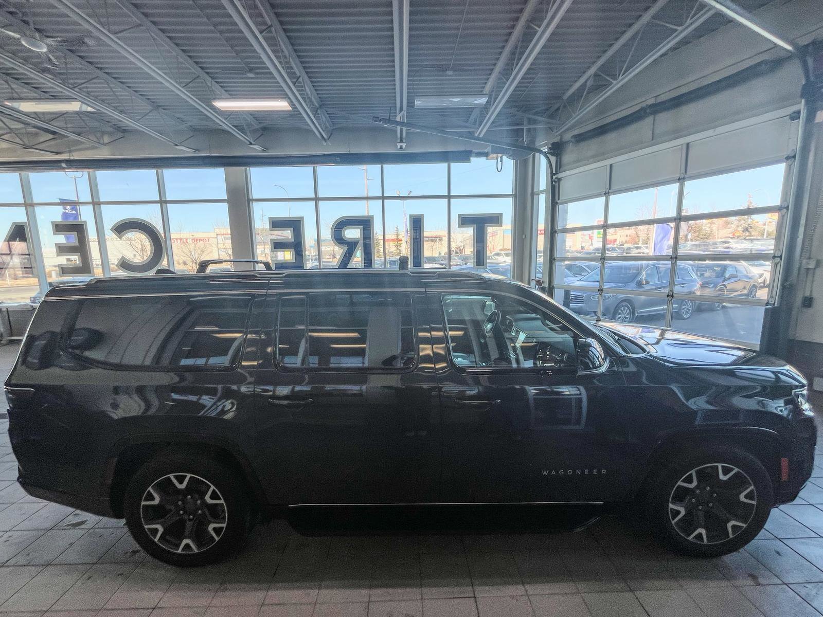 2023 Jeep Wagoneer L