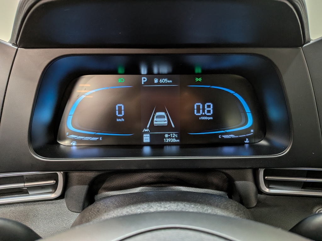 Hyundai Elantra 2025