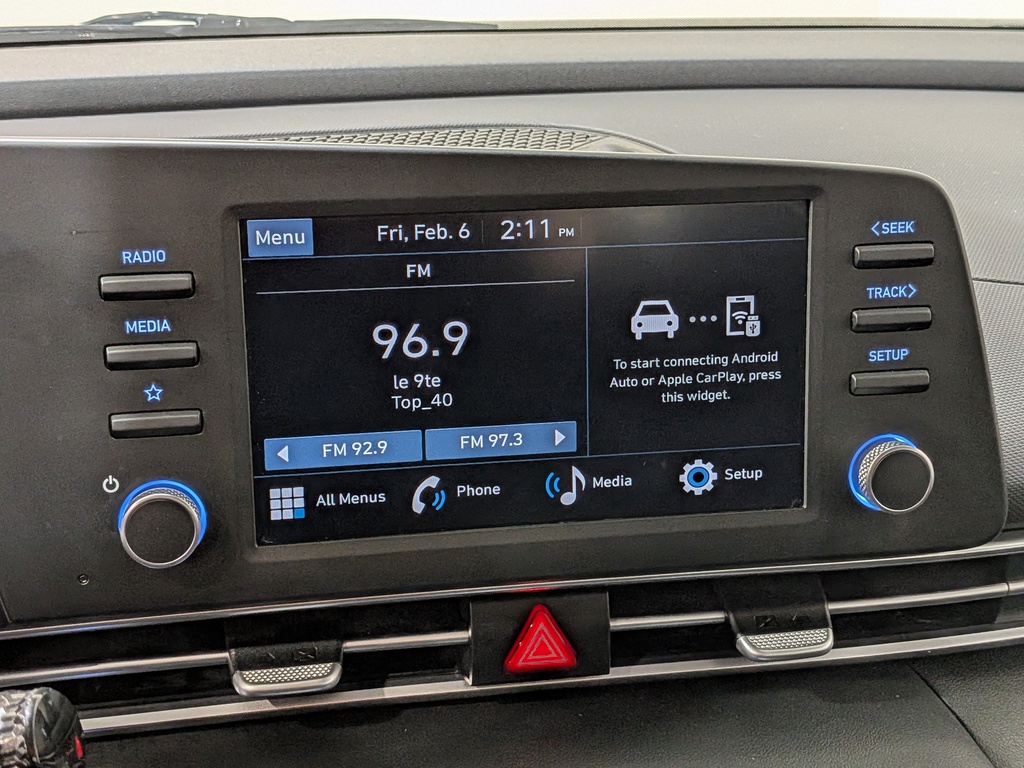 Hyundai Elantra 2025