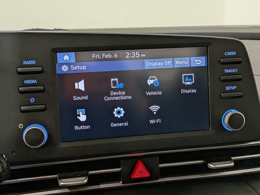 Hyundai Elantra 2023