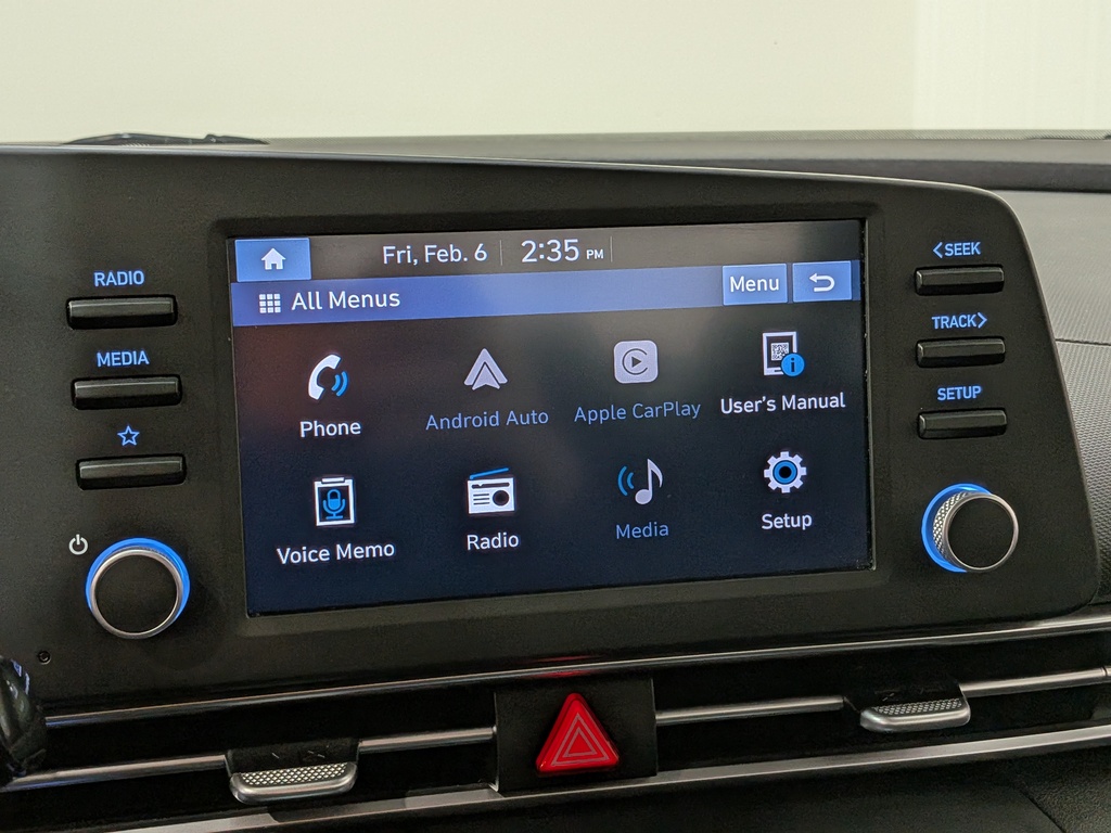 Hyundai Elantra 2023