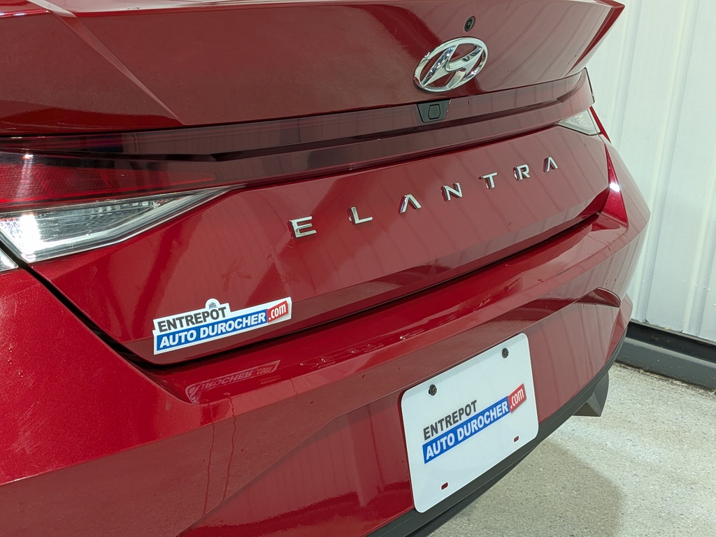Hyundai Elantra 2023