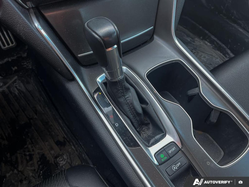 2022 Honda Accord - Gallery image 14