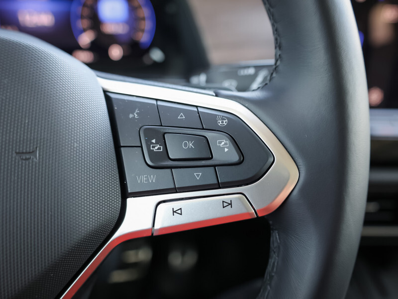 2025 Volkswagen Atlas - Gallery image 17