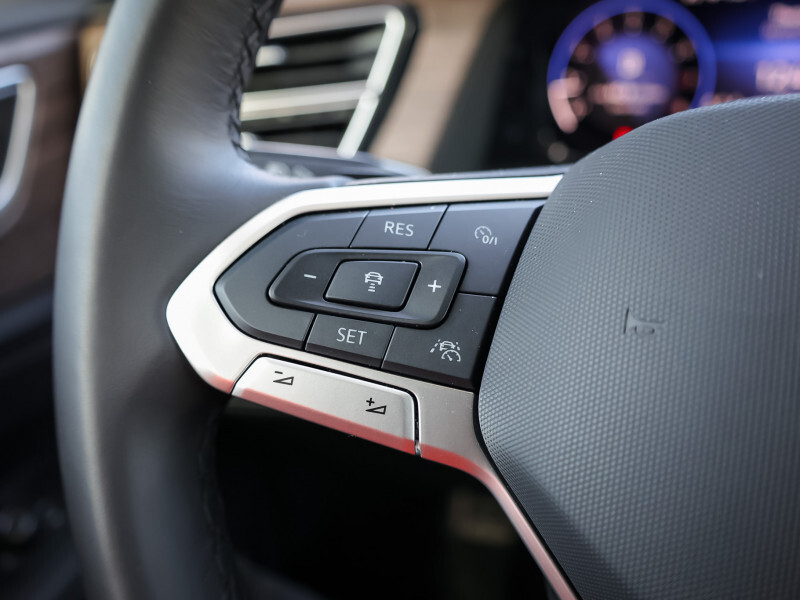 2025 Volkswagen Atlas - Gallery image 16