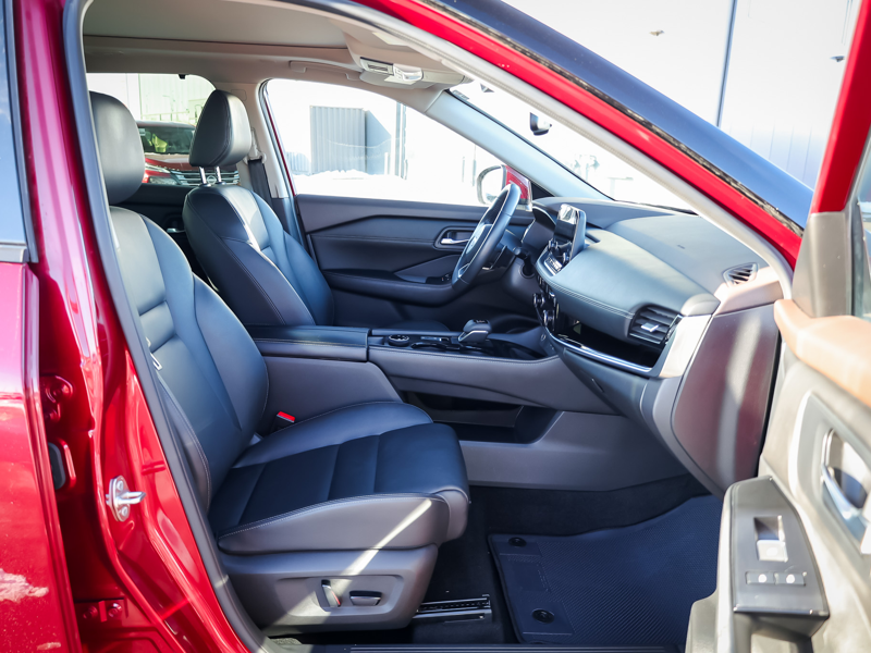 2023 Nissan Rogue - Gallery image 10