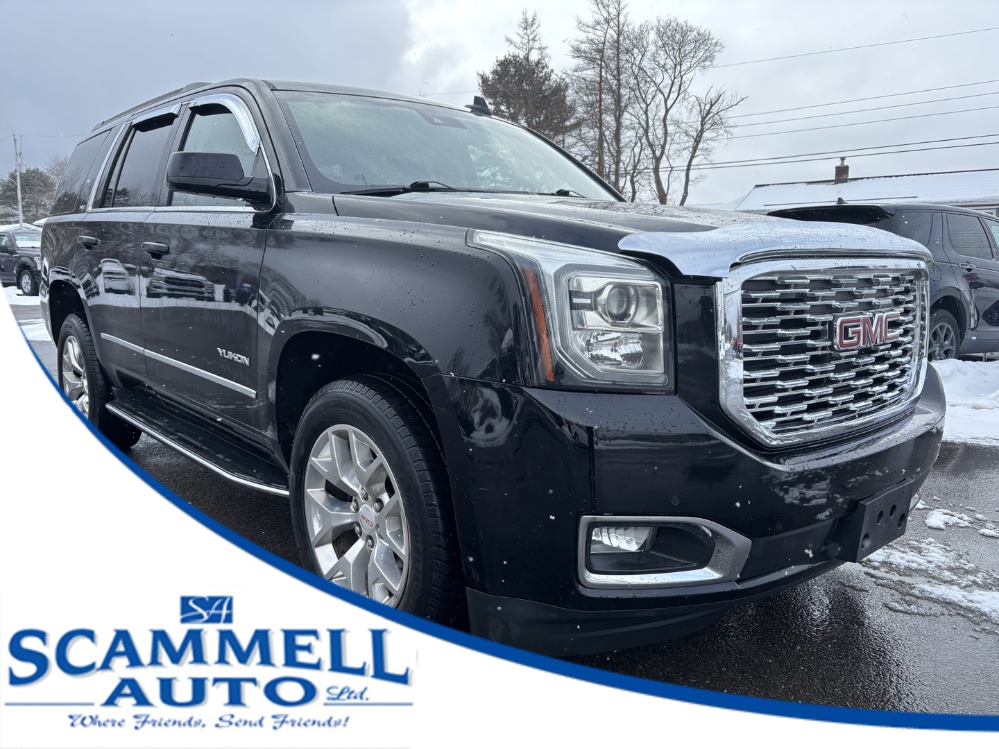 2018 GMC Yukon SLT / 4WD / POWER SUNROOF / LEATHER CAPTAIN STYLE