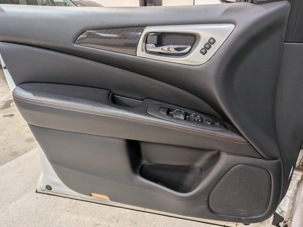 Nissan Pathfinder 2020