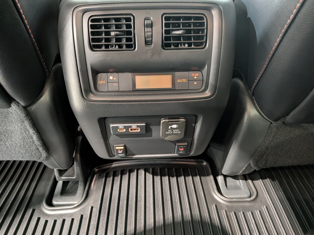 Nissan Pathfinder 2020