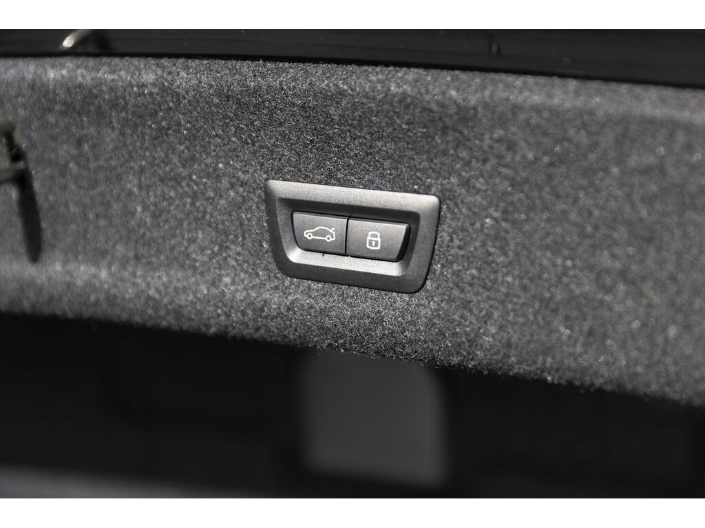 2025 BMW M340i xDrive, 温哥华, 全款车