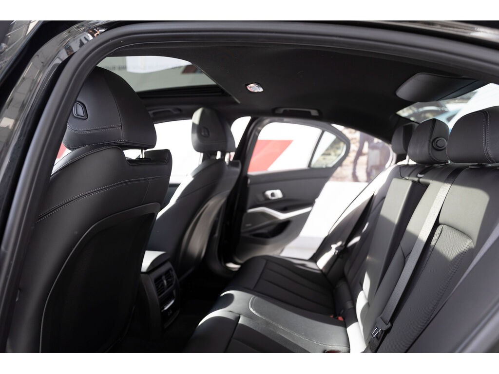 2025 BMW M340i xDrive, 温哥华, 全款车