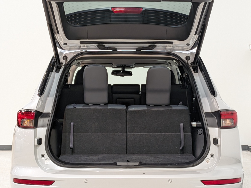 Mitsubishi Outlander 2024