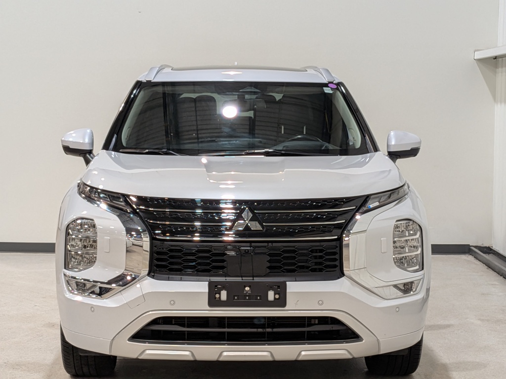 Mitsubishi Outlander 2024