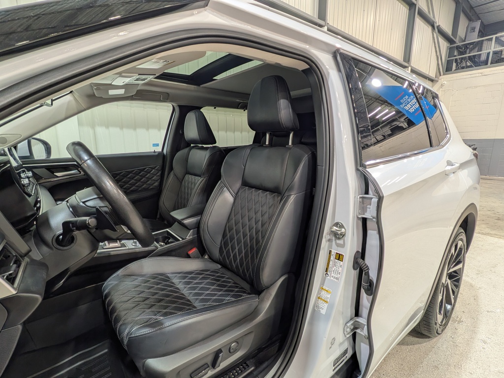 Mitsubishi Outlander 2024