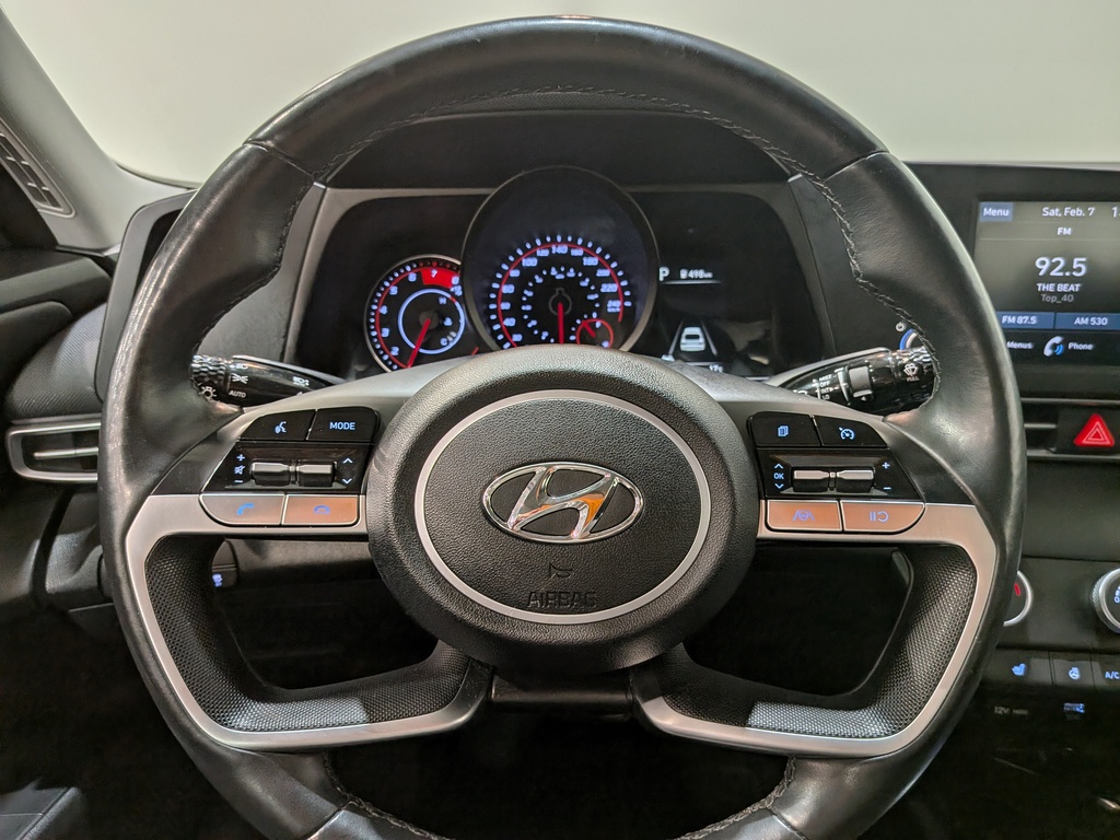 Hyundai Elantra 2023