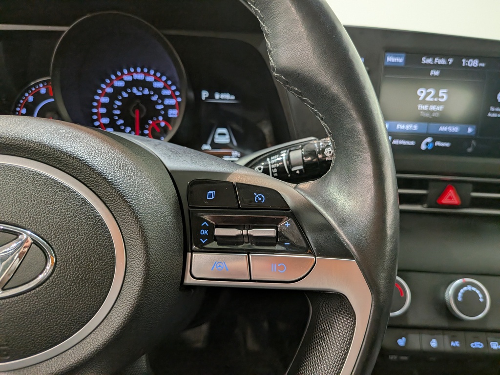 Hyundai Elantra 2023