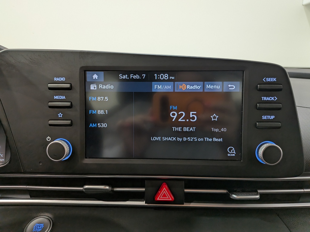 Hyundai Elantra 2023