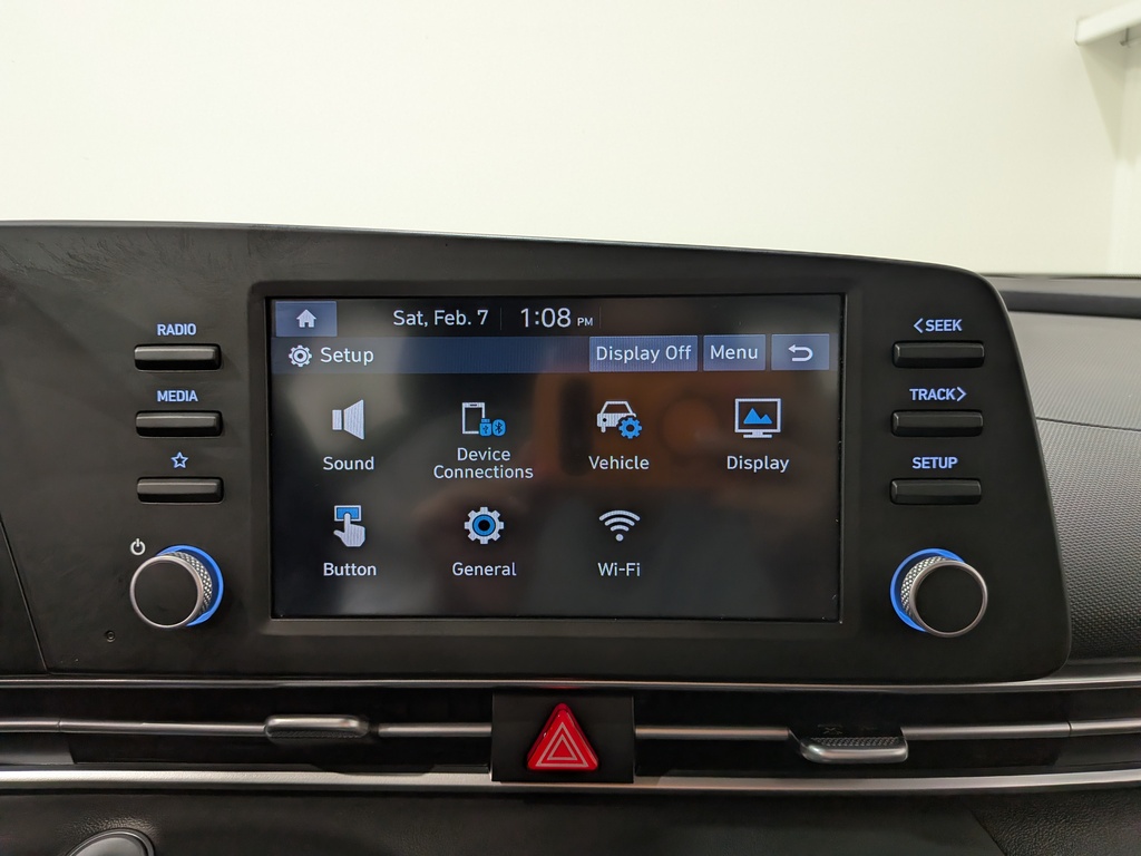 Hyundai Elantra 2023