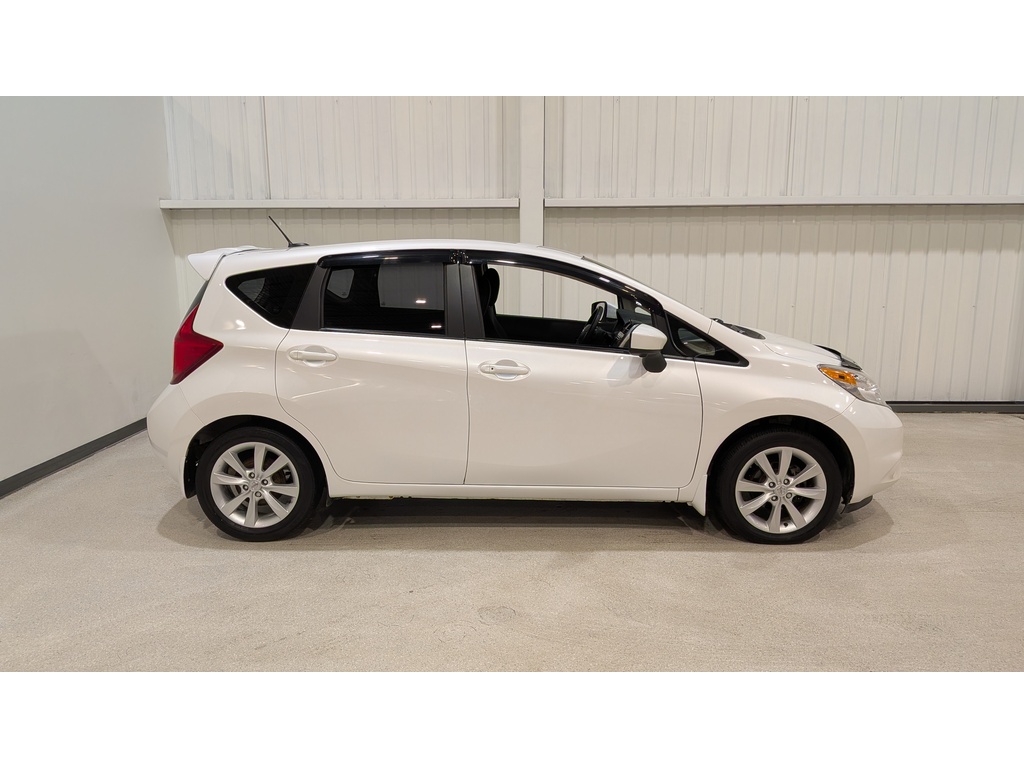 Nissan Versa Note 2016