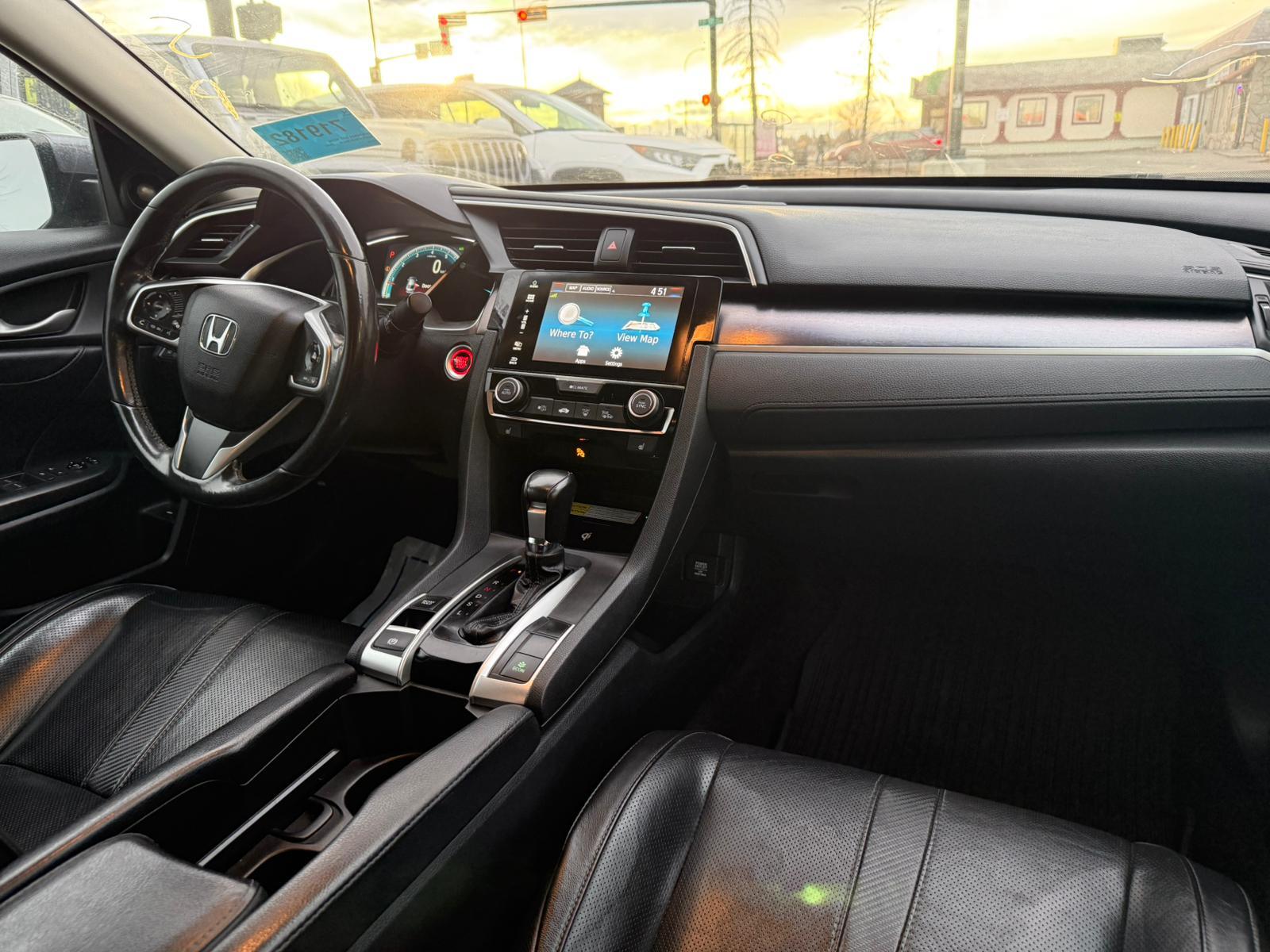 2018 Honda Civic Sedan — view 10
