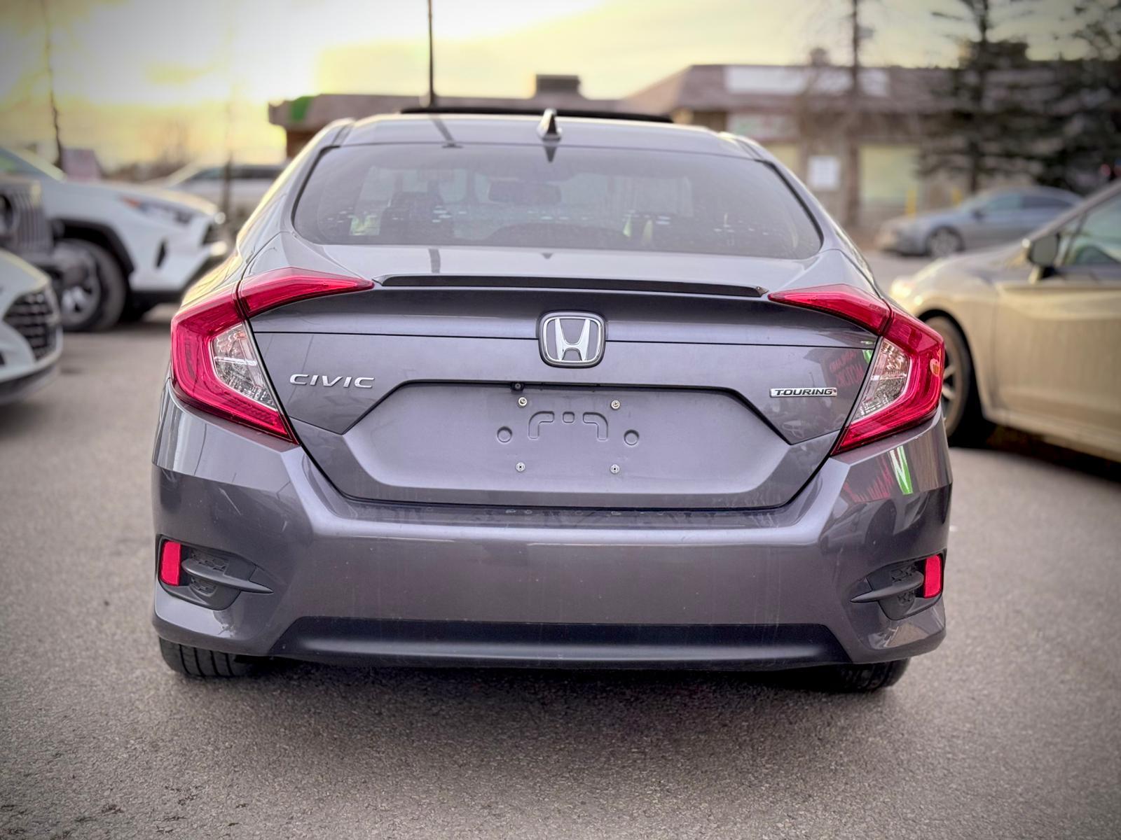 2018 Honda Civic Sedan — view 5