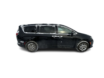 used 2022 Chrysler Grand Caravan car, priced at $29,999