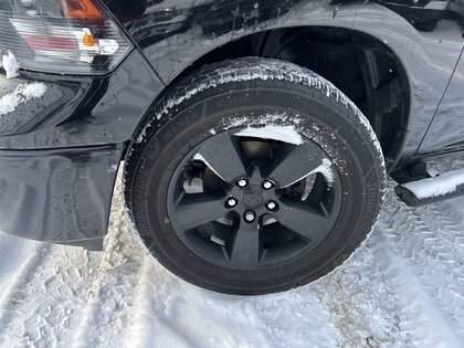 used 2021 Ram 1500 Classic car, priced at $23,998