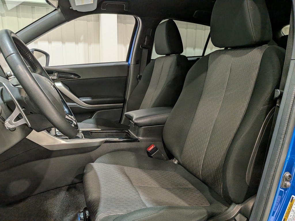 Mitsubishi Eclipse Cross 2023