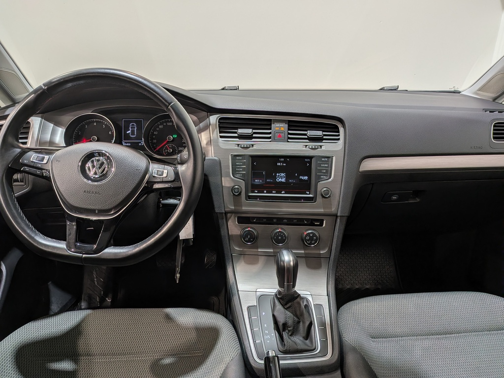 Volkswagen Golf 2016