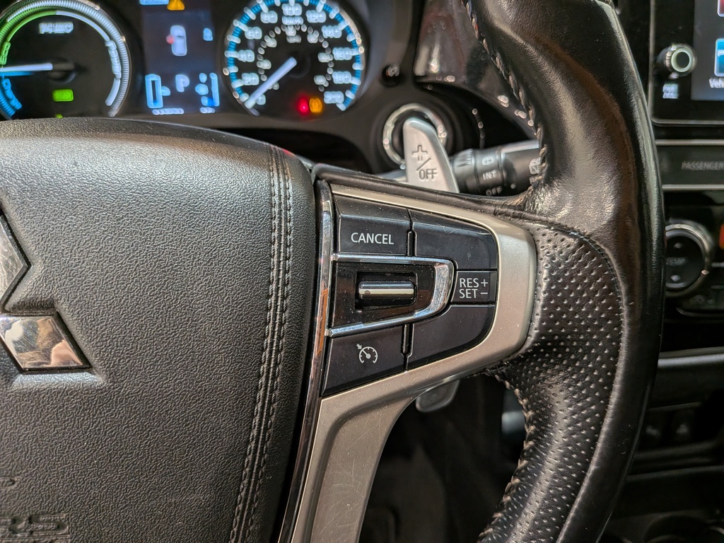 Mitsubishi Outlander PHEV 2019