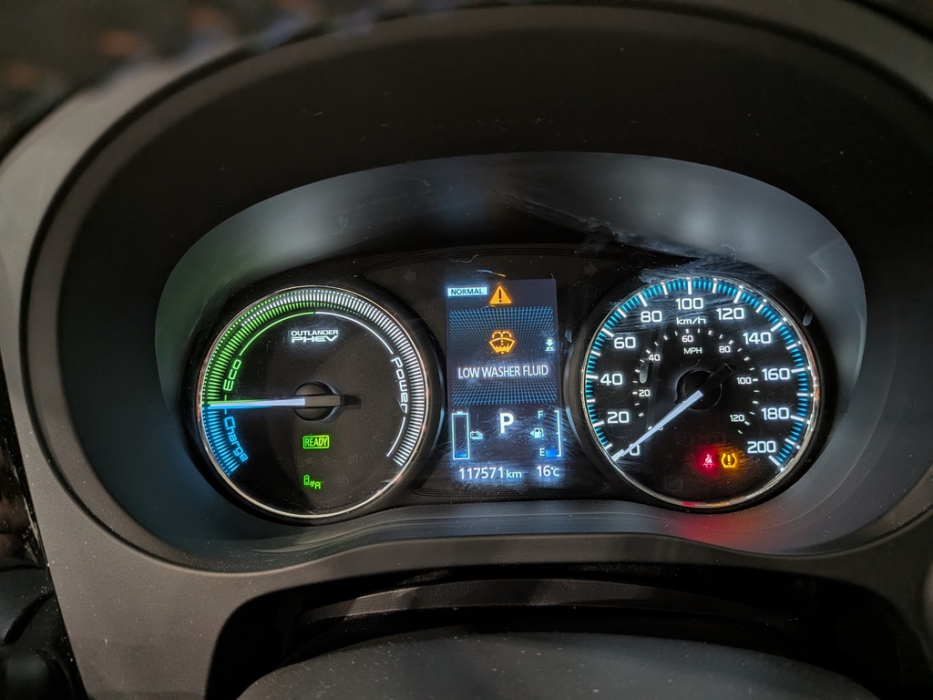 Mitsubishi Outlander PHEV 2019