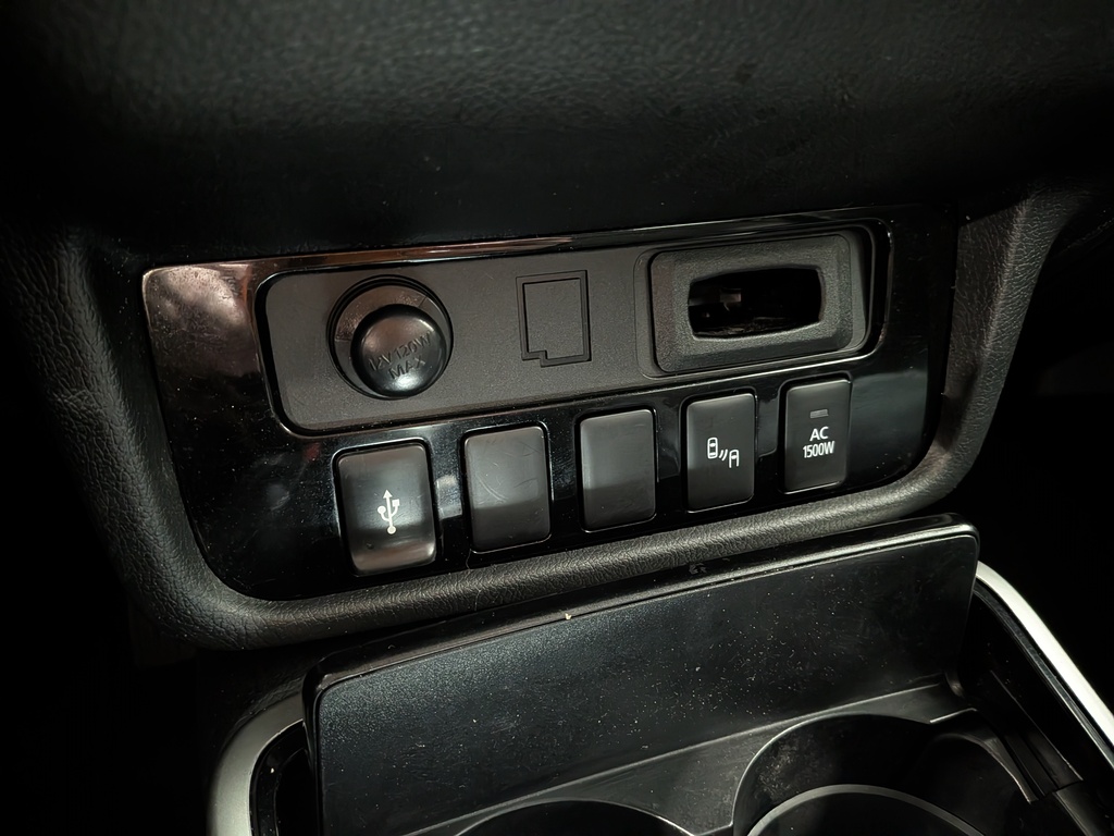 Mitsubishi Outlander PHEV 2019