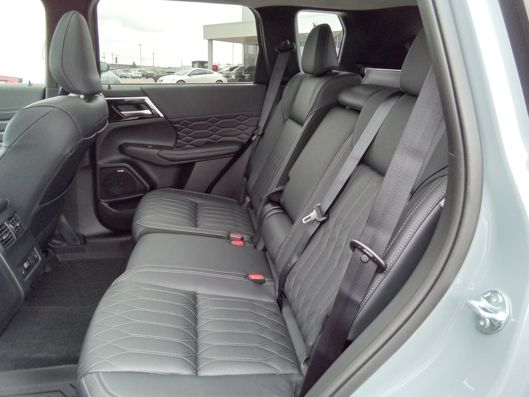 2026 Mitsubishi Outlander