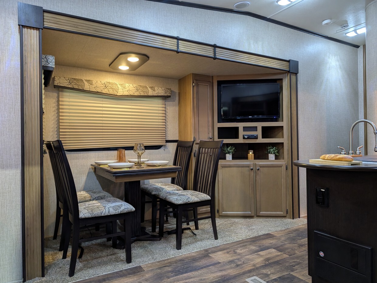 2016 Cruiser Aire 25SE