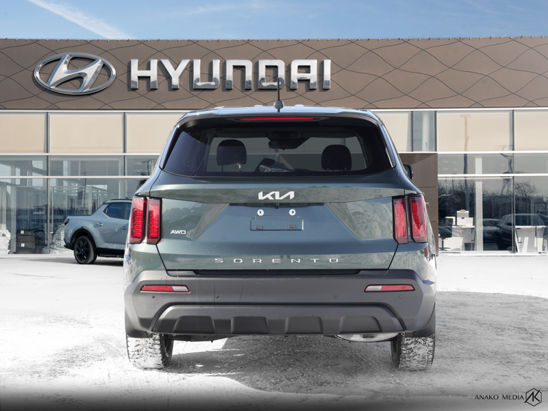 2022 Kia Sorento - Gallery image 2
