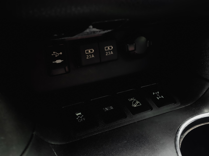 used 2019 Toyota Highlander car, priced at $30,995