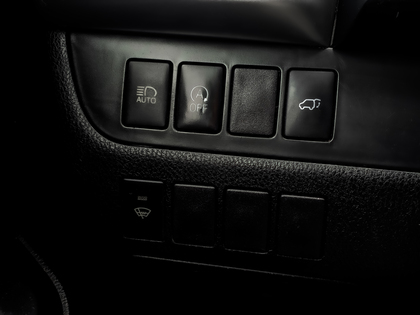 used 2019 Toyota Highlander car, priced at $30,995