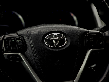 used 2019 Toyota Highlander car, priced at $30,995