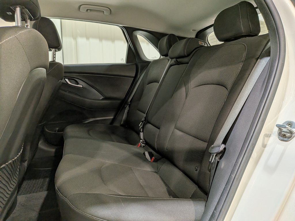 Hyundai Elantra GT 2018