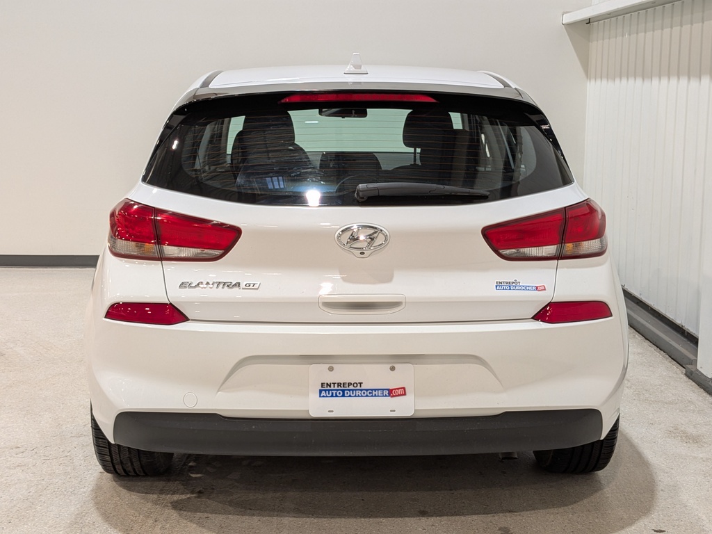 Hyundai Elantra GT 2018