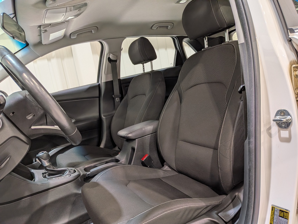 Hyundai Elantra GT 2018