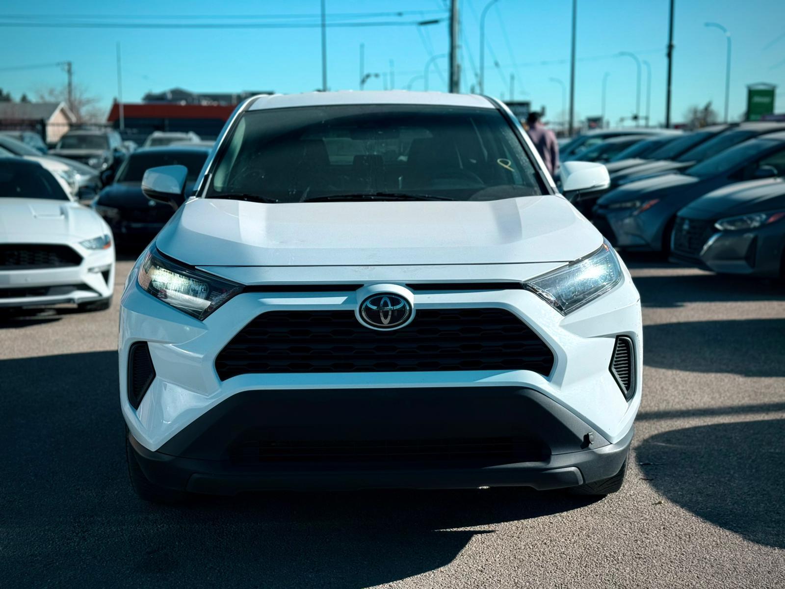 2023 Toyota RAV4 — view 2