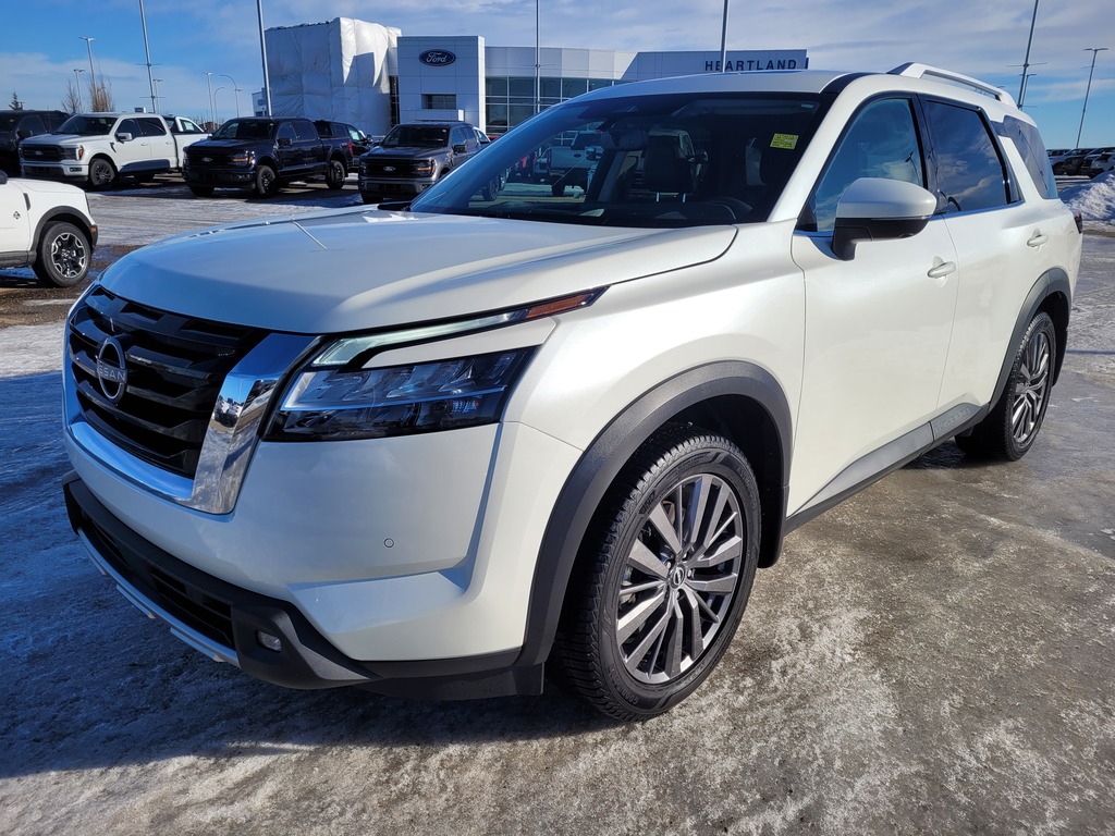 2022 Nissan Pathfinder