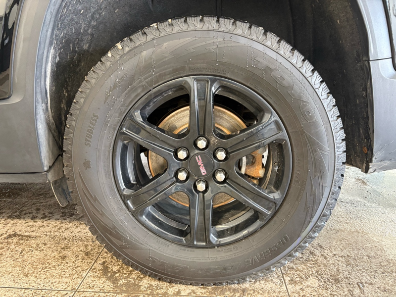 2020 GMC Acadia - Gallery image 8